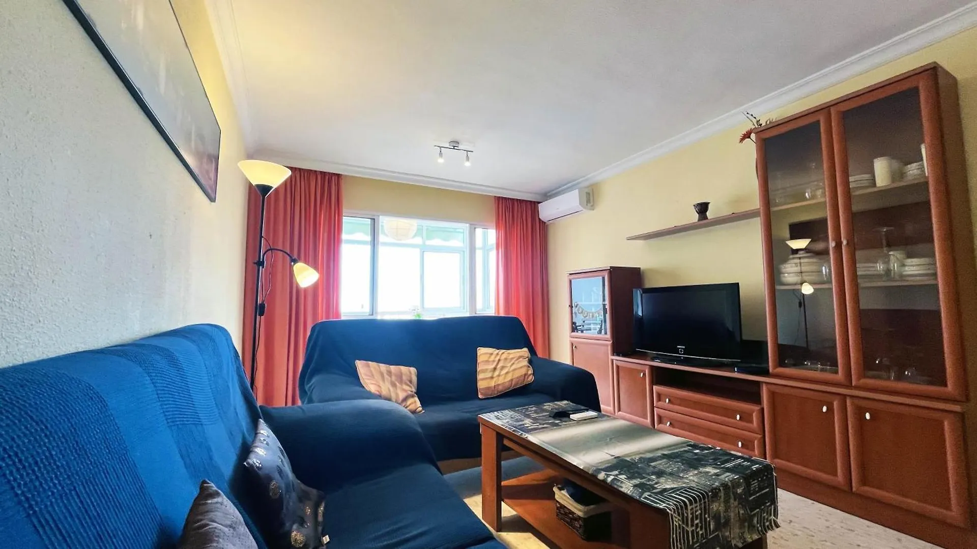 Apartamento Con Piscina En Rincon De La Victoria