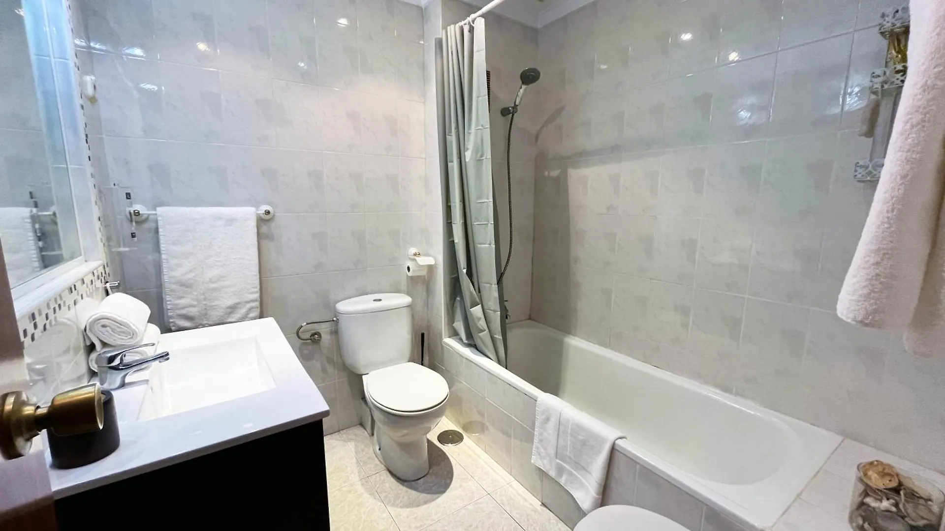 Apartamento Con Piscina En Rincon De La Victoria Apartment