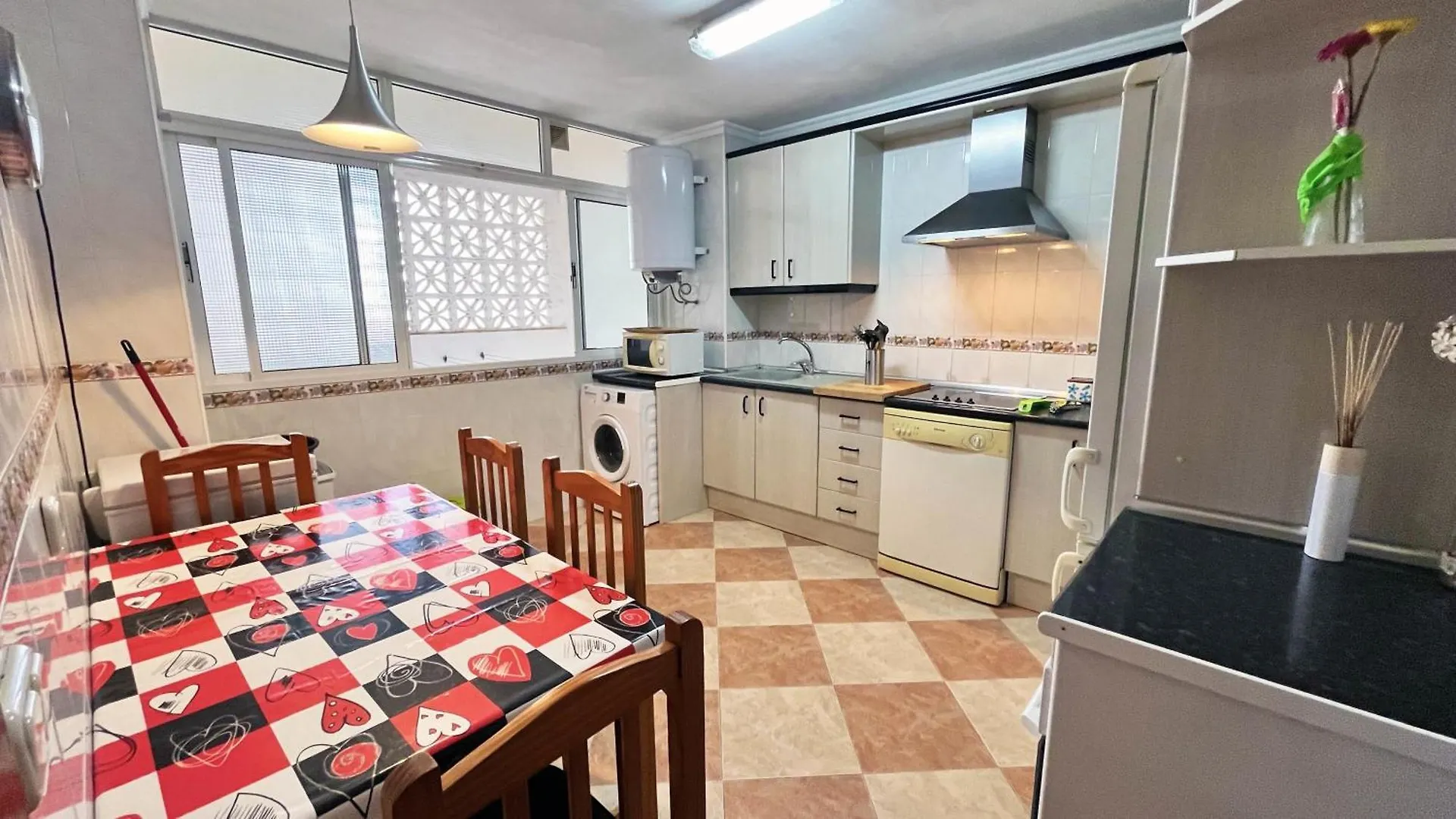 Apartamento Con Piscina En Rincon De La Victoria Spain